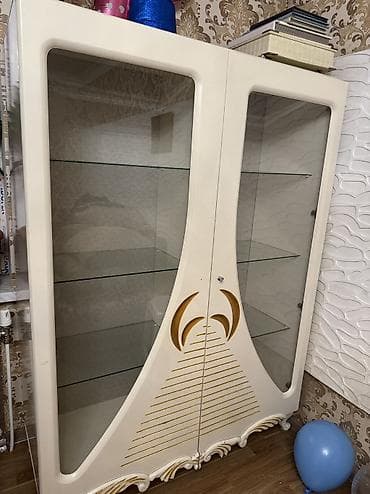 zerin mebel: Qonaq otaqı testi satılır.Tv altlığıda var,kamod güzgülü,2 qaplı — 3