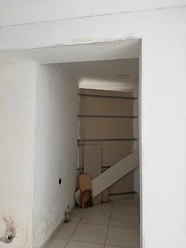 avto karavan: İcrayə verilir - Yerləşmə: yaşayış binalarının 1-ci mərtəbəsi, səkinin — 7