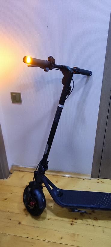 2 qrup fenleri: İşlənmiş Elektrik samokat 10", 751 - 1000 Vt, 16 - 25 km/s, Pulsuz çatdırılma — 4