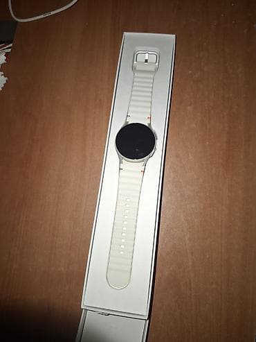 Смарт часы, Samsung, Водонепроницаемый, цвет - Серебристый — 1