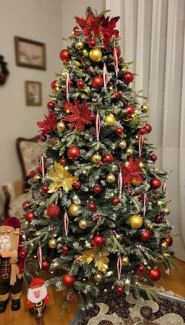 bayram xonçasi: 210sm hündürlük,üstündəki oyuncaqları+işıqları+güllərlə birlikdə — 1