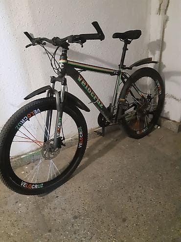 Velocruz VC dağ velosipedi - Çərçivə: yüngül alaşımlı, üçrəng zolaqlı