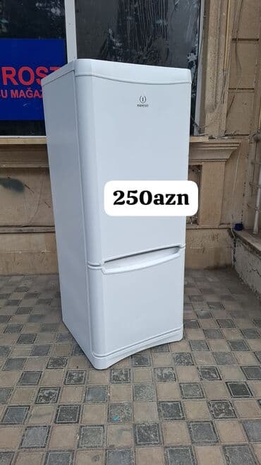 soyuducu gəncə: 2 qapılı Indesit Soyuducu Satılır, rəng - Ağ — 1