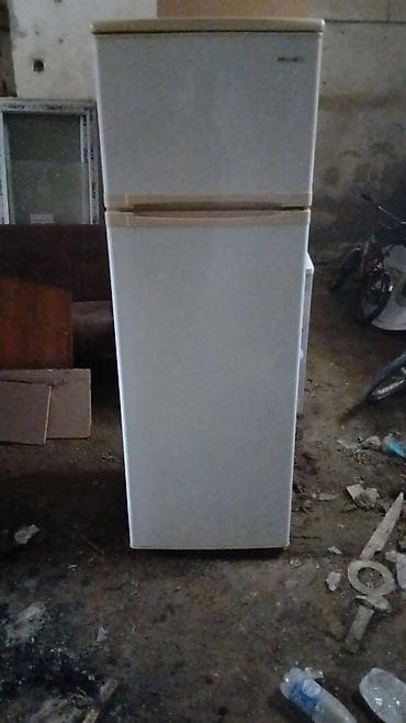 hitman 2: İki qapılı məişət soyuducusu - Üst hissədə dondurucu bölmə, alt — 5