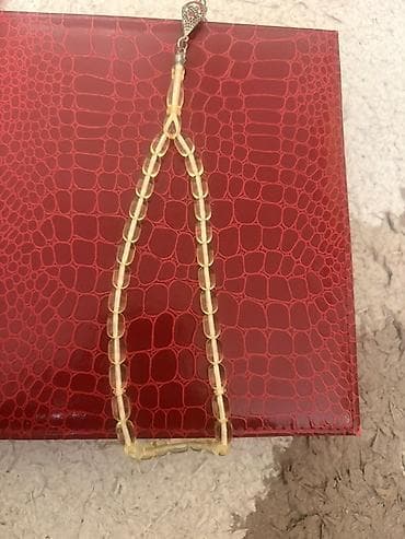 Kəhrəba Kalinqrad Təmiz - Material: şəffaf, bal rəngli muncuqlardan