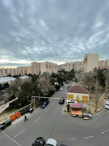 sibrizdə evlərin qiyməti: Bakı, Yeni Günəşli Massiv V, 2 otaqlı, Köhnə tikili, 41 kv. m — 12