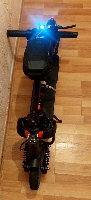 Giroskuterlər: İşlənmiş Elektrik samokat 12", 351 - 500 Vt, > 45 km/s, Pulsuz çatdırılma — 4