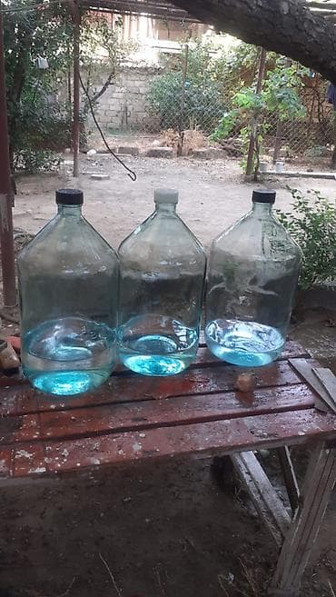 3 ədəd 20 litrlik balon.
 1 ədədi 20 manat — 1