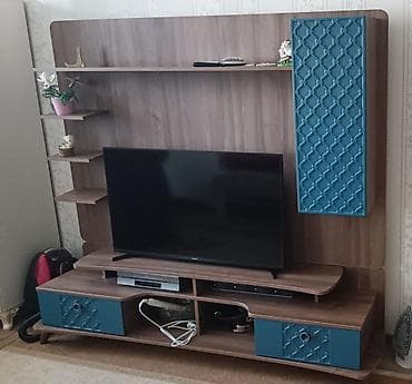mebeli aliram: Tv altlığı 100 AZN təzədi . 2 aydı alınıb. Ünvan Qobu park 3 Aynur — 1