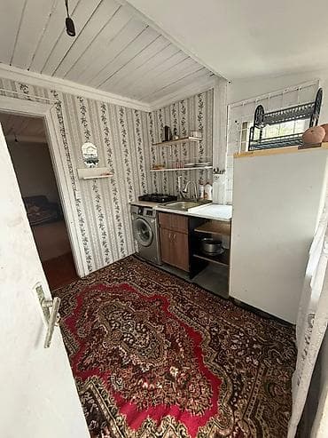 ulduzda kiraye ev: H.Aslanov qəs., 59 nömrəli məktəbə yaxın “Raboçi” tərəfi. Kirayə üçün — 5