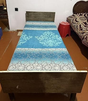 taxt doseyi: Tək nəfərlik taxta çarpayı - Ölçü: təxmini 90x190 sm (tək nəfərlik — 2