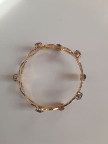 tek qas gumus uzukler: Qasli qolbaq. Rangi agarmir. Unvan:Montin — 2