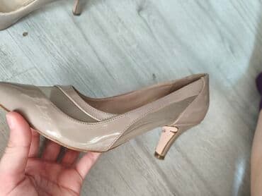 туфли новая не разу не одевала: Туфли, Размер: 37, цвет - Бежевый, Б/у — 3