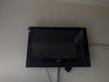 *110azn* LG 82 ekran sadə TV (televizor) satılır.Tam işləkdir. Ünvan