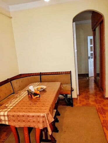 merdekanda kiraye evler ayliq: 2 aylıq ev kira verilir. 100 mb İnternet. İsti, soyuq su işıq — 8