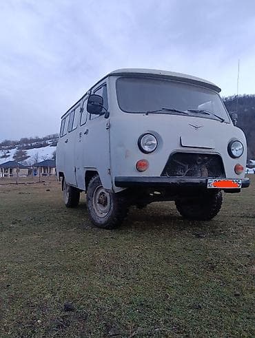 Aksesuarlar və tüninq: UAZ 452 Buhanka: 2.4 l | 1998 il 350620 km Mikroavtobus — 5