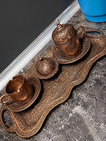 8 marta hediyye: Qəhvə dəsti, rəng - Qəhvəyi, Metal — 1