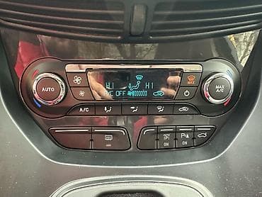 mersedes c klass: Ford Kuga: 1.6 l | 2014 il 121000 km Krossover — 7