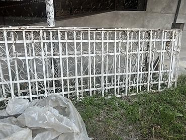 Ağ rəngdə dekorativ dəmir barmaqlıq panelləri - Material: qalın — 1
