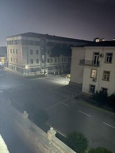 ev peci: Bir xanim qalir bir nefer Seligeli xanim axtarirljr. İshleyen olmasi — 4