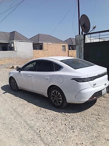 vaz 2107 qapi: BYD Destroyer 05: 1.5 l | 2025 il 39000 km Sedan — 3