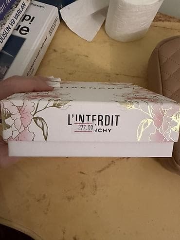 buxar etir: Kosmetik dəst, Givenchy, 2 məhsul — 1