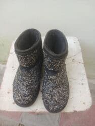 çəkmələr: Qadın çəkmələri – müxtəlif modellər və rənglər Təsvir: - Klassik — 6