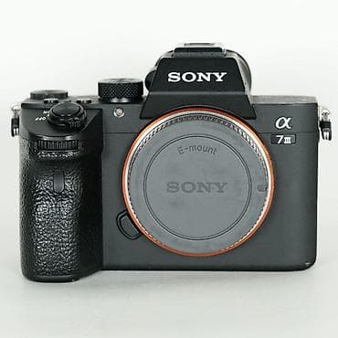 Sony Alpha a7 III (ILCE-7M3) tam kadr güzgüsüz fotoaparat - 24.2 MP