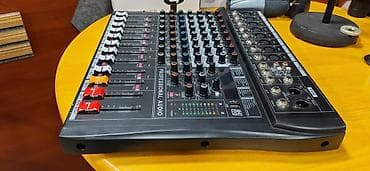 Musiqi alətləri: Professional Audio mikser pulti - 8 mono mikrofon/line kanalı: hər — 2