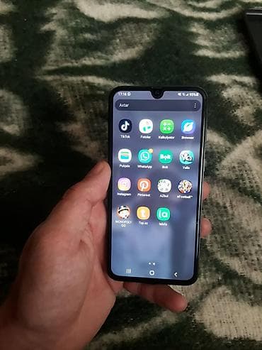 i̇phon: Samsung Galaxy A40, 64 GB — 6