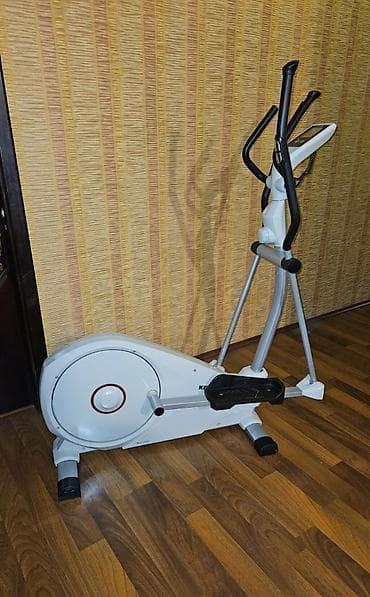 Kettler firmasının elliptik trenajoru. Evdə idmanla məşğul olmaq üçün