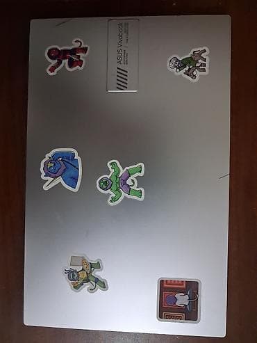 ASUS VivoBook noutbuku Xüsusiyyətlər: - Seriya: ASUS VivoBook (korpus — 3