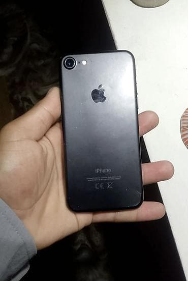 apple 5 s: IPhone 7, 32 GB, Qara, Barmaq izi — 2