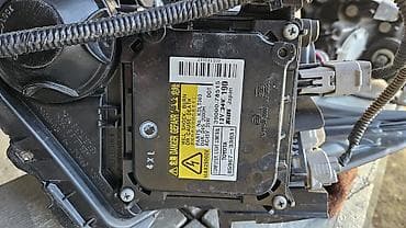 Мототранспорт: Комплект, Ближний, дальний свет, Toyota, 2014 г., Оригинал, Япония, Б/у — 7