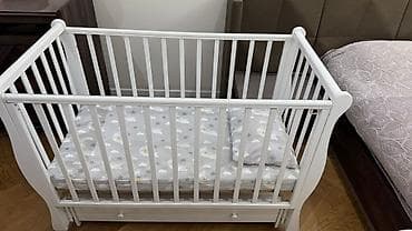 hava dosek: Oğlan və qız üçün, Dördbucaq, Beşik, Matras ilə, Yellənmə mexanizm ilə — 2
