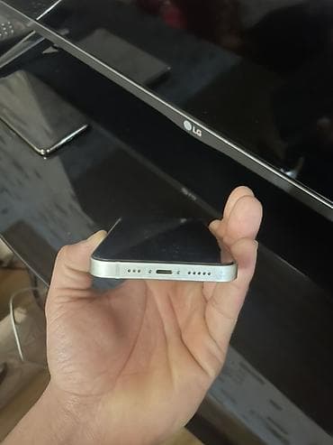 puqb mobil: IPhone 14, Ağ, Face ID — 4