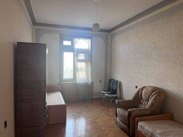 ev certiyojları: Nərimanov metrosunun və parkının düz yanındadır. Əşyaları ilə birlikdə — 6