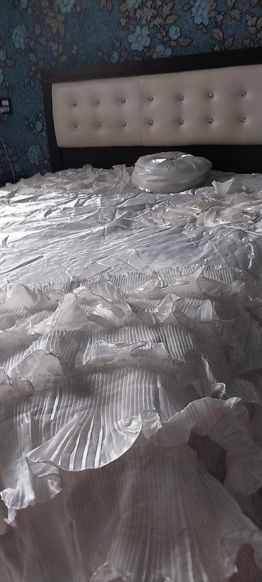 perla yataq dəsti: İkinəfərlik çarpayı — 3