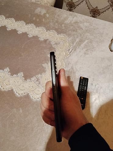 2 ci əl telefon: Tecili satilir heç bir prablemi yoxdu donmur seliqeli baxilib — 2