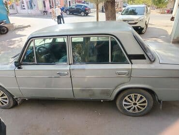 ваза напольная стеклянная высокая без узора: ВАЗ (ЛАДА) : 1.6 л | 2000 г. 60348 км Седан — 6