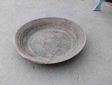 mətbəxt pərdələri: Böyük taxta tabaq (əl oyma) Mərkəzində çat var. Restavrasiya oluna — 3