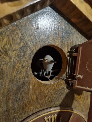 hamilton saat: Divar saatları, Mexaniki — 4