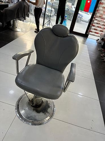 kreslo çarpayı: Bərbər/kosmetologiya üçün hidravlik kreslo - Rəng: boz - Material — 2