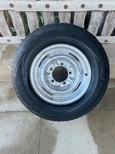 volqa ehtiyat hisseleri: Qaz volqa 21 / 24 / 2410 / 31 / ucun 1 eded disk r14, ustunde teker — 4