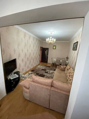 9 ci mikrorayon satilan evler: Bakı, 3 otaqlı, Köhnə tikili, 75 kv. m — 8