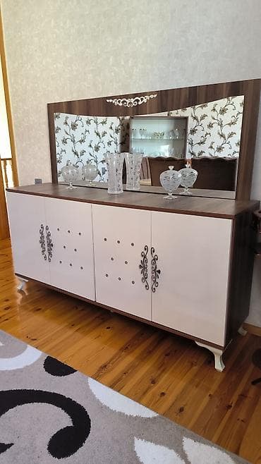 Yaxşı vəziyyətdədir.stol açılır.Hamısı birlikdə 500 manata satılır — 7