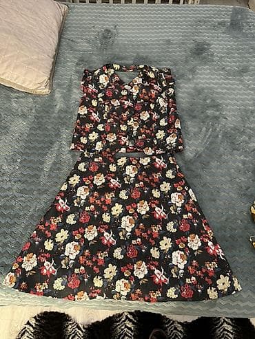 YENİDİR.GEYİNİLMƏYİB Qadın iki hissəli dəst – çiçək naxışlı -