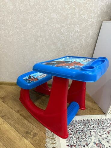 uşaq stulu: 40AZN.Teze kimidir — 2