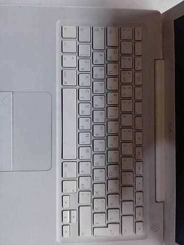 ikinci el macbook: Apple MacBook noutbuk – 13.3" ekran, ağ korpus. Klaviatura rus/ingilis — 9