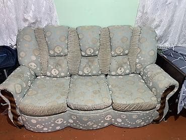 divan olcusu: 3 nəfərlik yumşaq divan - Klassik üslubda, taxta yan dayaqlı model - — 1